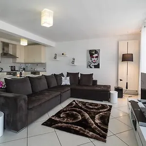  Appartement Luxury Penthouse With 3 Balconies -2 Bedrooms -petrus View & Parking Luxemburg