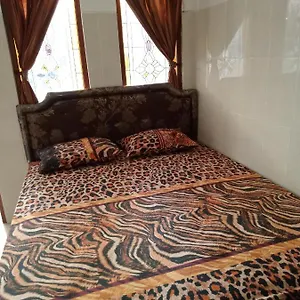 cempaka-2-homestay-legian-bali.hotelsseminyak.net/