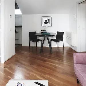 Comecasa Attic 5 Min Walk From Duomo Апартаменты