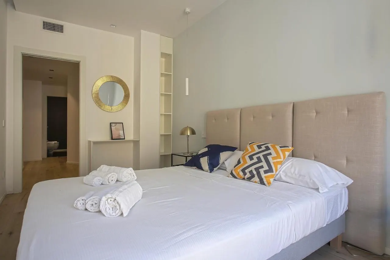 Milan Chic Luxury Apartments-Hosted By Sweetstay 0*,
