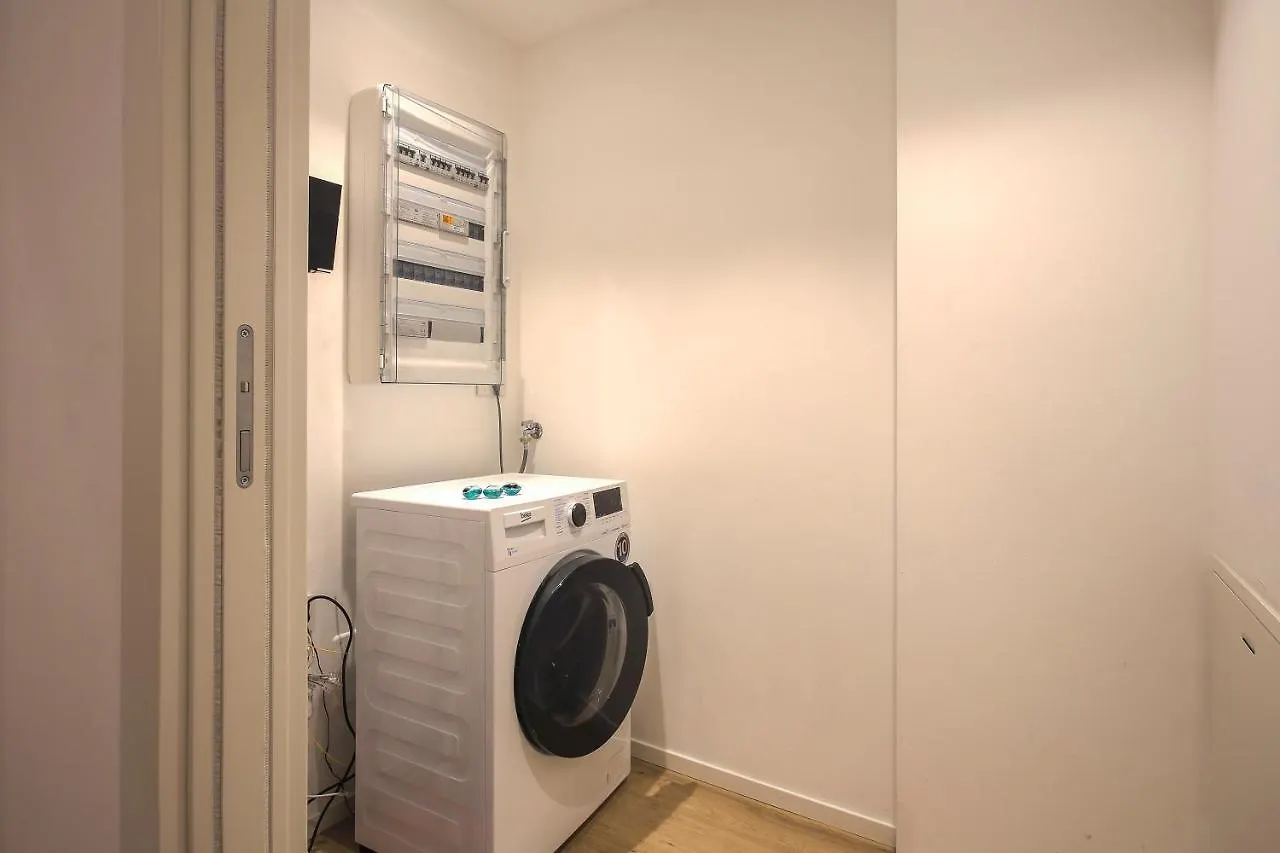 Lejlighed Milan Chic Luxury Apartments-Hosted By Sweetstay Italien