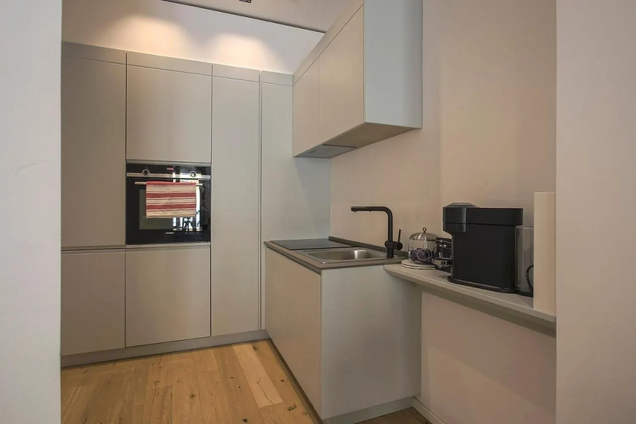 Milan Chic Luxury Apartments-Hosted By Sweetstay