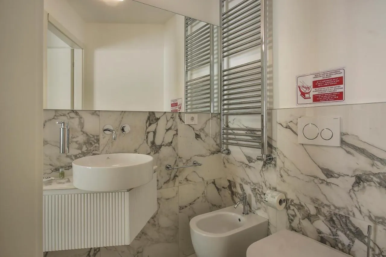 Milan Chic Luxury Apartments-Hosted By Sweetstay 0*,