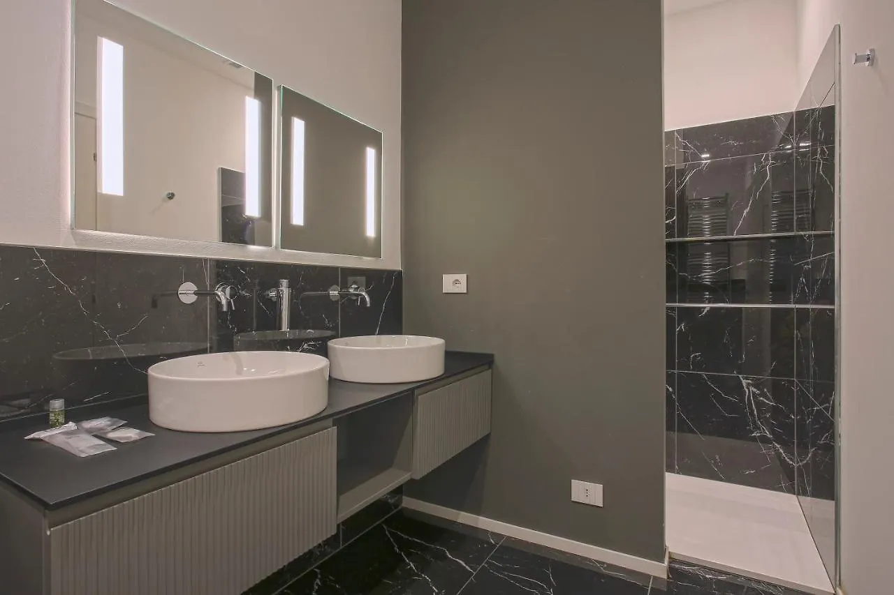 Milan Chic Luxury Apartments-Hosted By Sweetstay 0*,  Italien